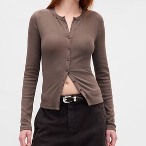 Gap Modern Crewneck Cardigan - Toasted Almond Brown